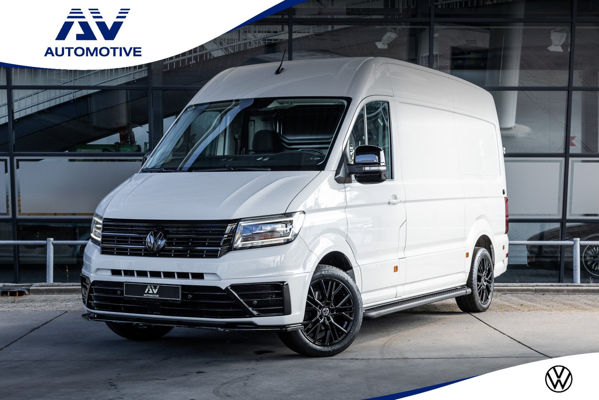 Volkswagen Crafter 35 2.0 TDI 177 PK L3H3 | Bi-Xenon | CarPl, Auto's, Dealer onderhouden, Stof, Gebruikt, Zwart