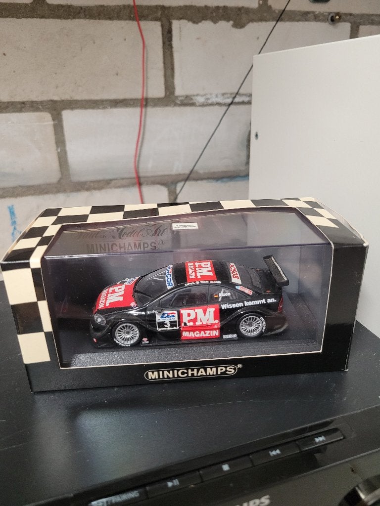 opel astra V8 coupe dtm 2000 minichamps 1:43 U. Alzen, Ophalen of Verzenden, Zo goed als nieuw, Auto, MiniChamps