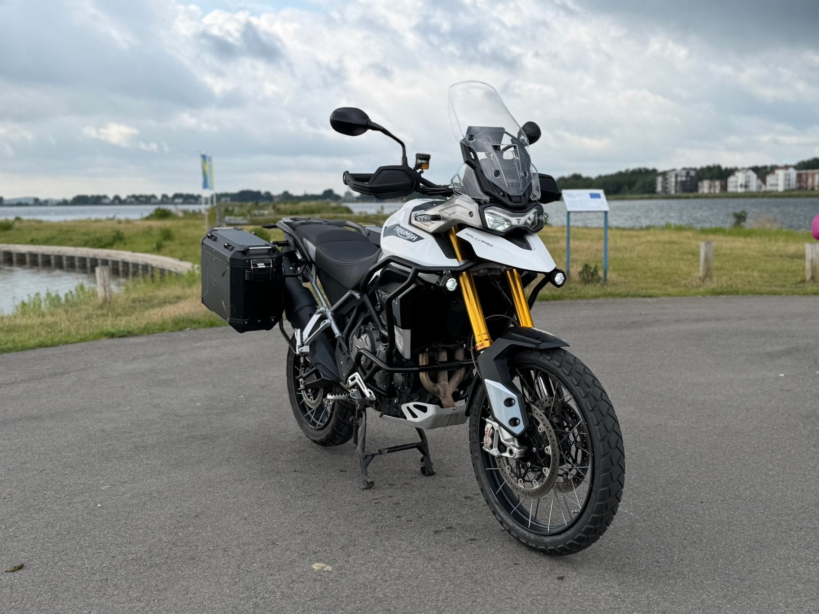 Triumph Tiger 900 Rally Pro | Volledig dealeronderhouden, Motoren, Motoren | Triumph, Particulier, Toermotor