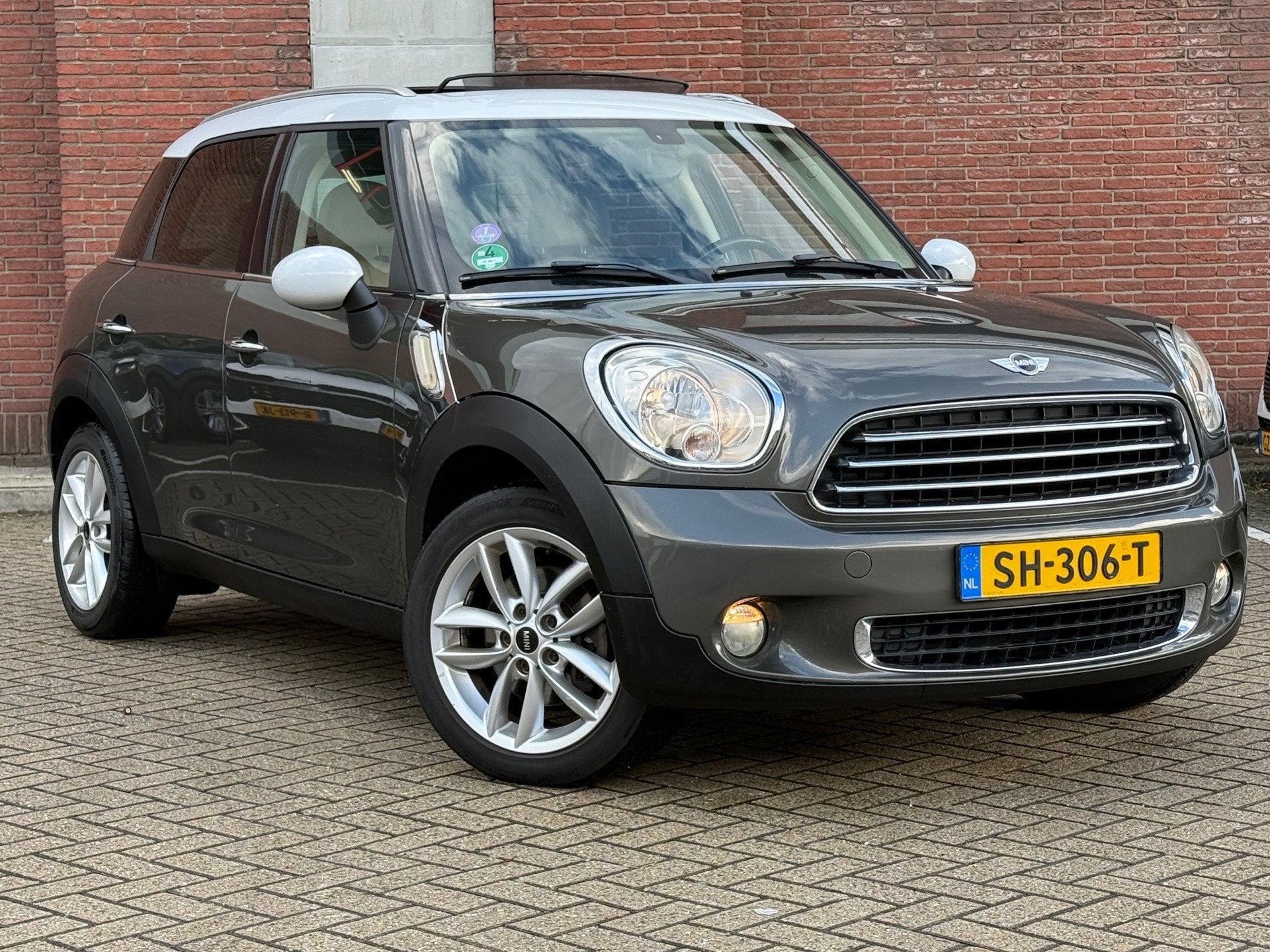 Mini Countryman 1.6 Cooper Salt | AUTOMAAT | PANO | LEDER |, Euro 5, Gebruikt, 122 pk, 14 km/l