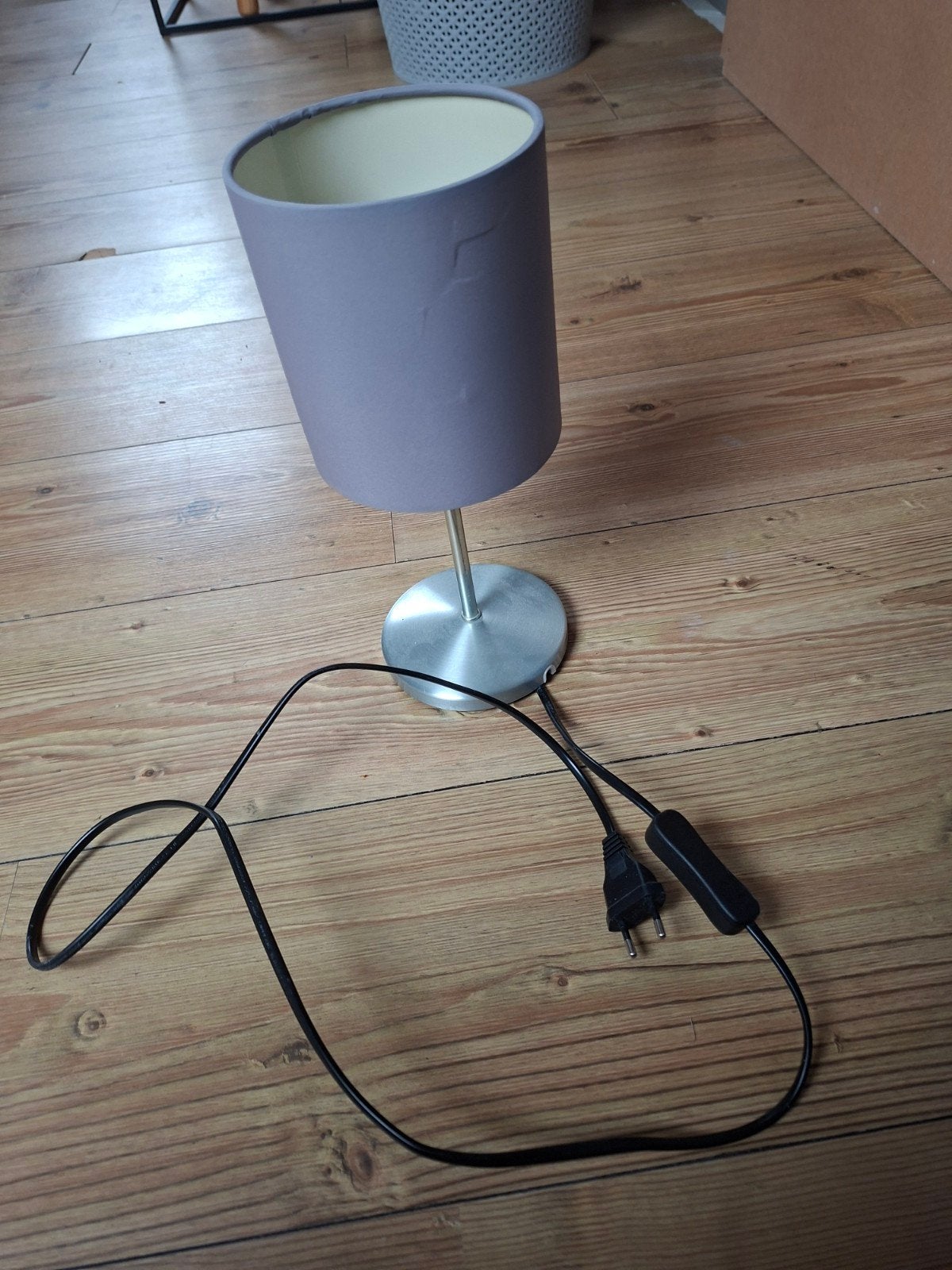 IKEA Ingaro Tafellamp - Grijs met metalen voet, Ophalen of Verzenden, Gebruikt, Metaal