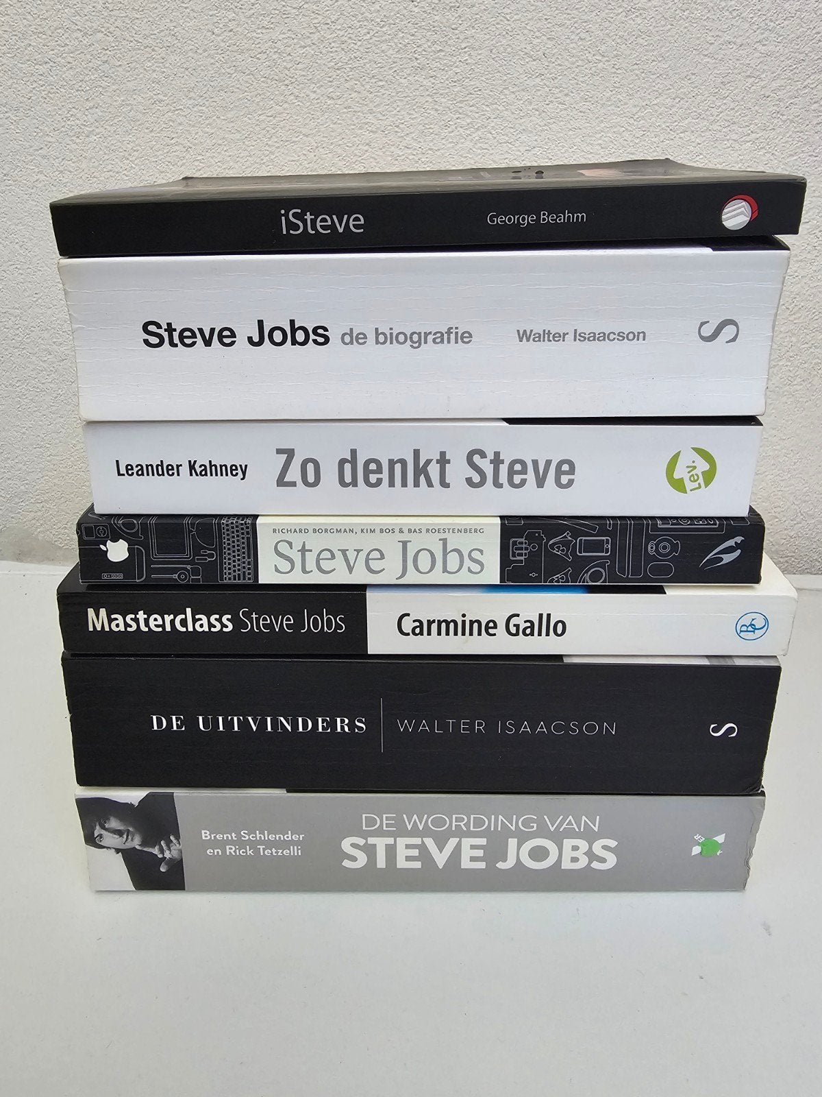 Steve Jobs Boekenpakket: Biografieën en Inzichten, Ophalen of Verzenden, Gelezen, Walter Isaacson, George Beahm, Leander Kahney, Carmine Gallo