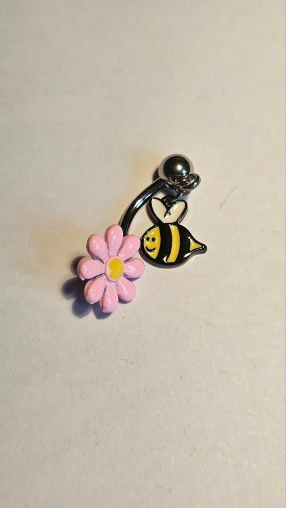 Navelpiercing met bloem en bij, Ophalen of Verzenden, Nieuw, Staal, Navelpiercing