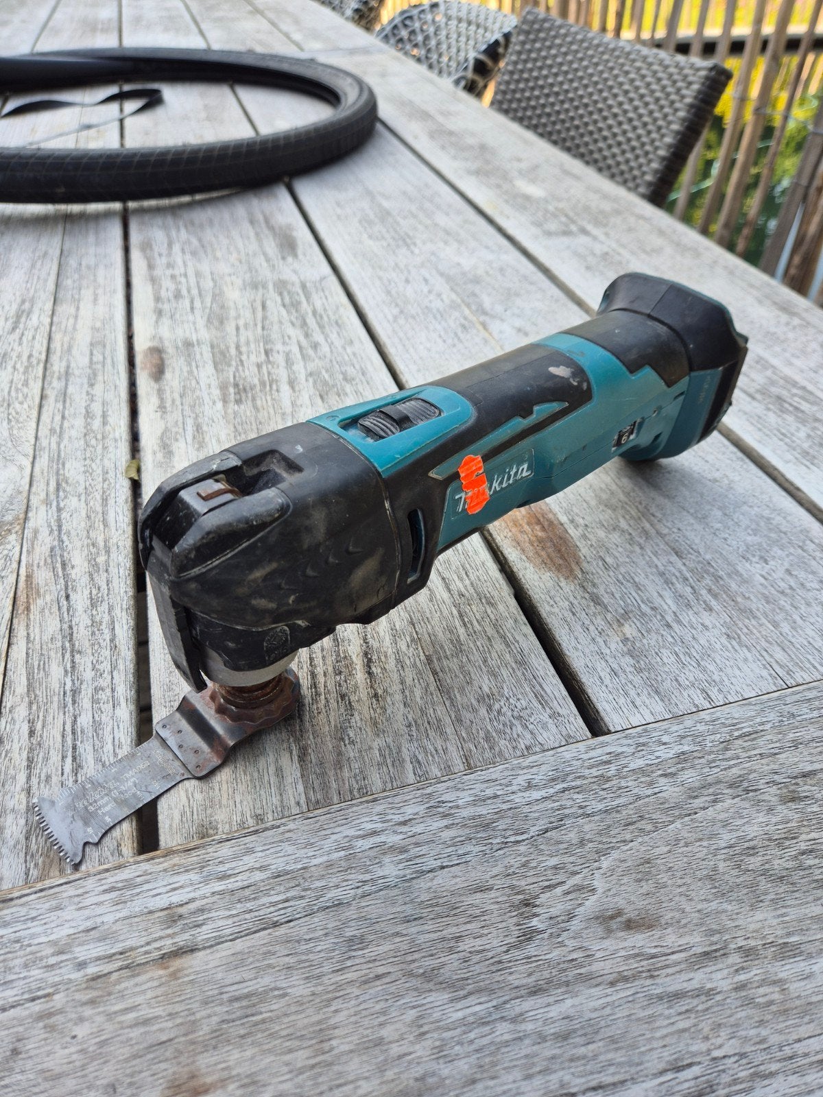 Makita DTM51Z 18V Accu Multitool (body), Ophalen of Verzenden, Gebruikt, Multitool, Makita