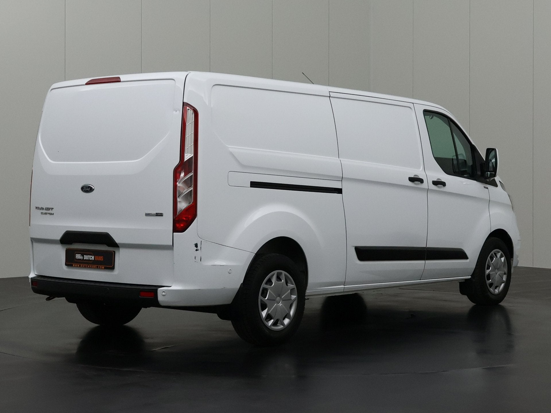 Ford Transit Custom 2.0TDCi 130PK Lang | Airco | Cruise | 3-, Voorwielaandrijving, Multifunctioneel stuurwiel, Stof, Gebruikt