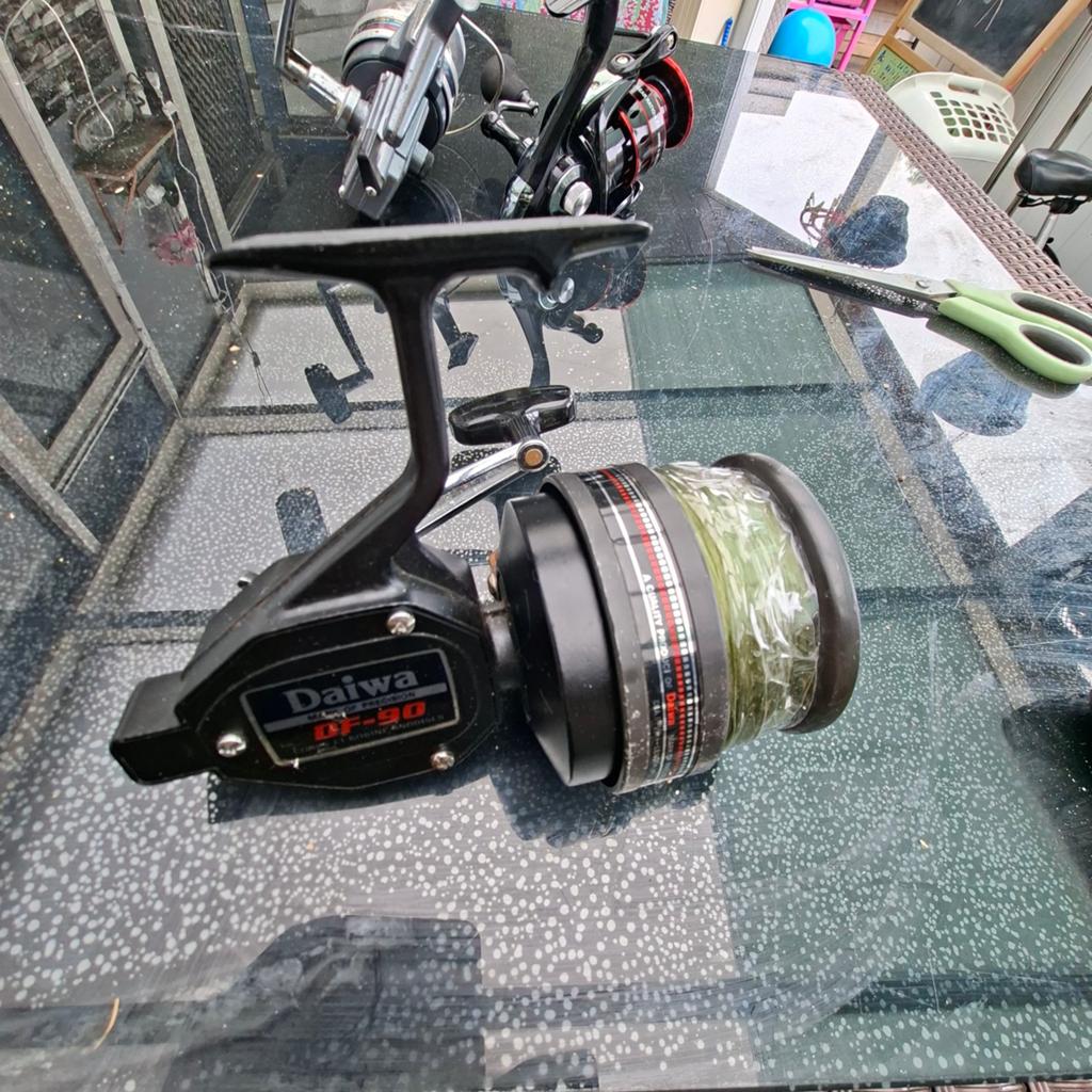 Daiwa DF-90 Vismolen - Vintage en Robuust, Ophalen of Verzenden, Gebruikt, Molen