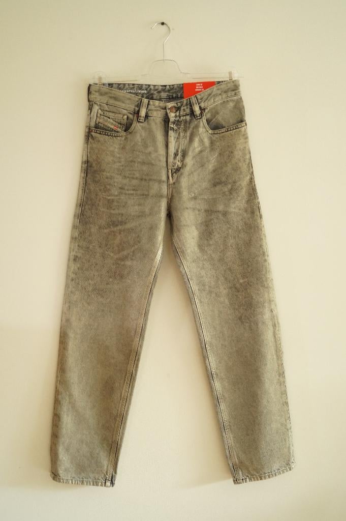 *NIEUW* DIESEL Jeans 1988 D-ARK-S7 Maat 26, Kleding | Dames, Spijkerbroeken en Jeans, Nieuw, W27 (confectie 34) of kleiner, Grijs