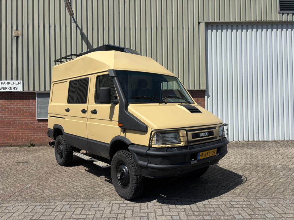 Iveco Turbo Daily | 4x4 | Off-Grid | Bus Camper | Expeditie, Overige merken, Chemisch toilet, Koelkast, Tot en met 2