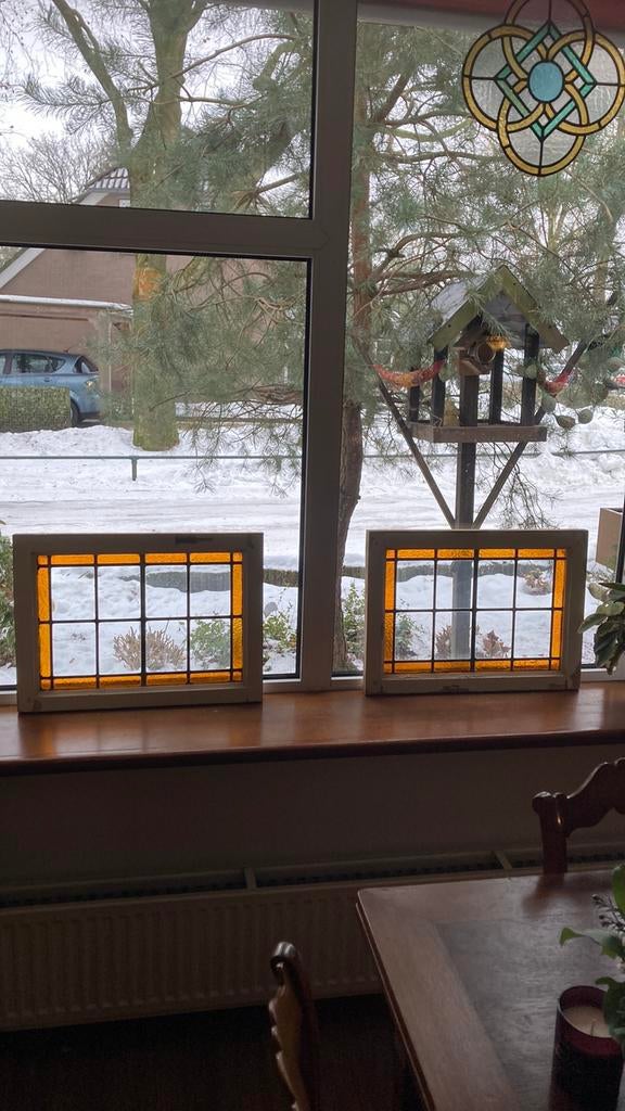 Twee identieke antieke glas in lood ramen art deco, Ophalen