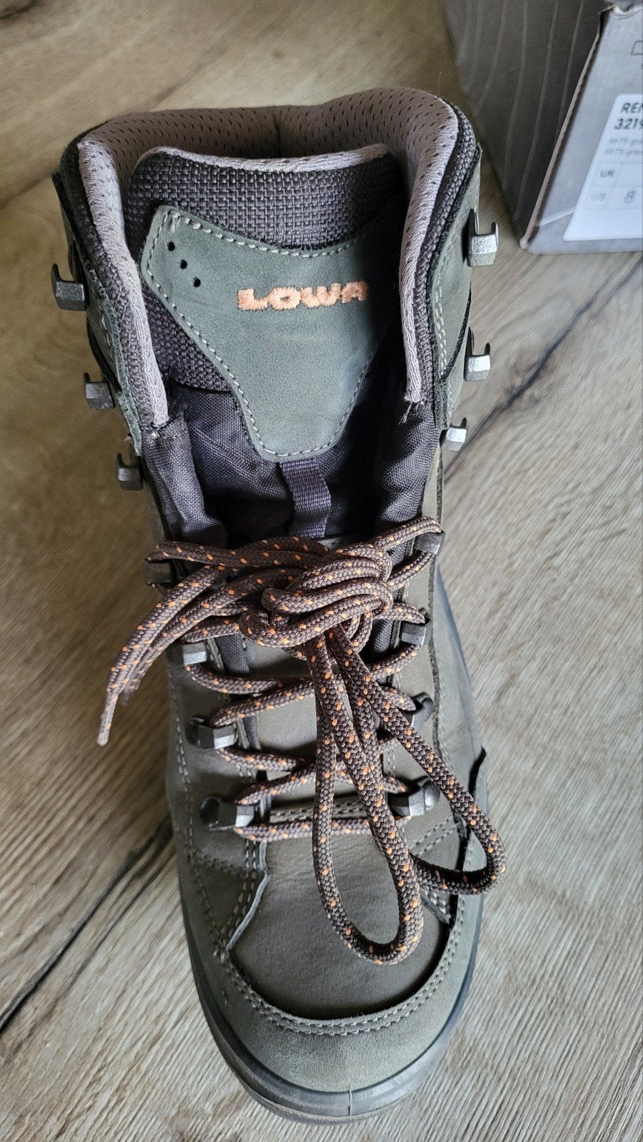 LOWA RENEGADE EVO GTX MID WS. Maat 39,5. Grijs abrikoos., Lowa, Nieuw, Grijs, Wandelschoenen