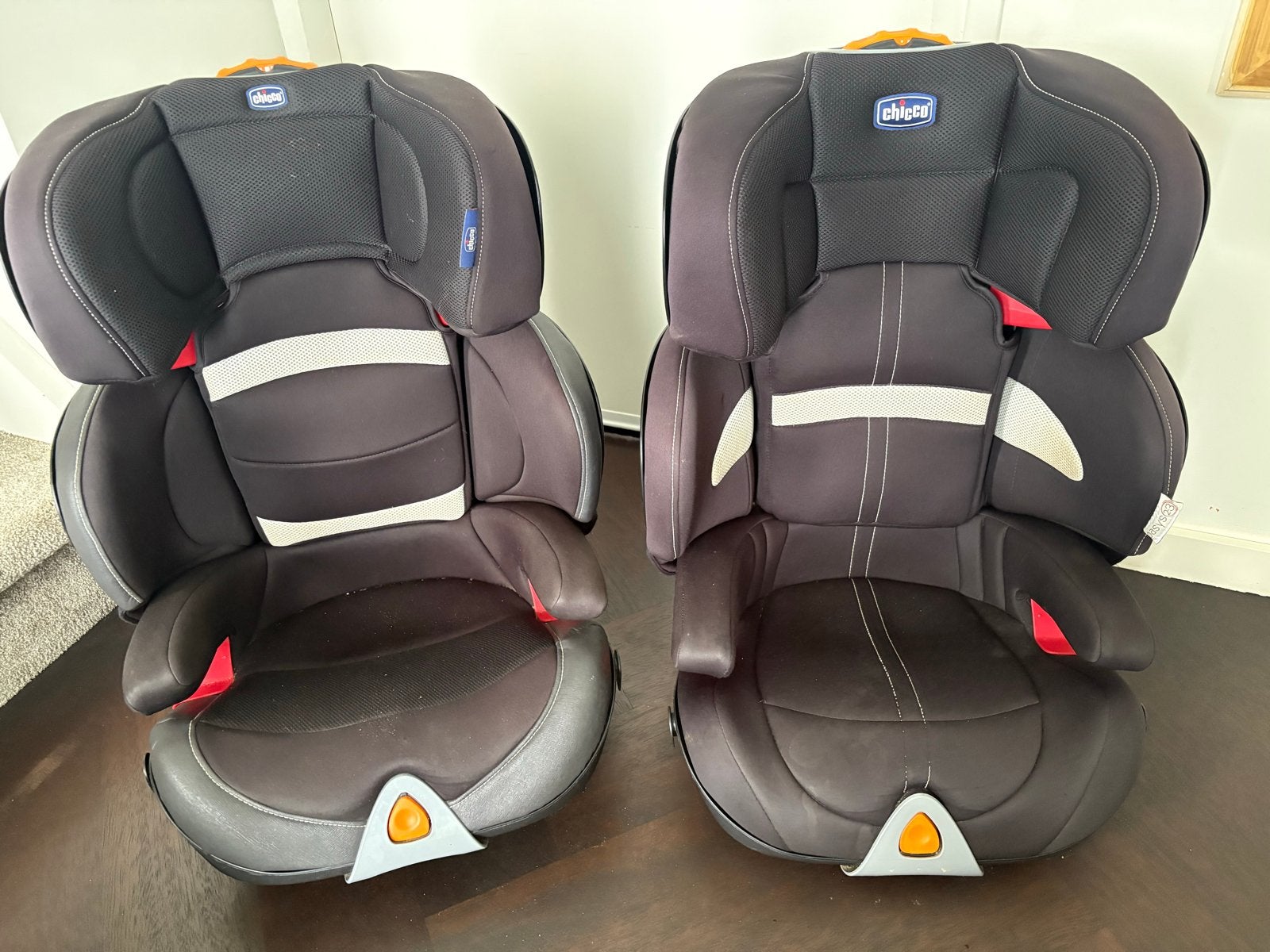 Chicco autostoel (2 stuks) - 15-36 kg - Isofix - Oasys 2-3, Kinderen en Baby's, Ophalen, 15 t/m 36 kg, Verstelbare rugleuning