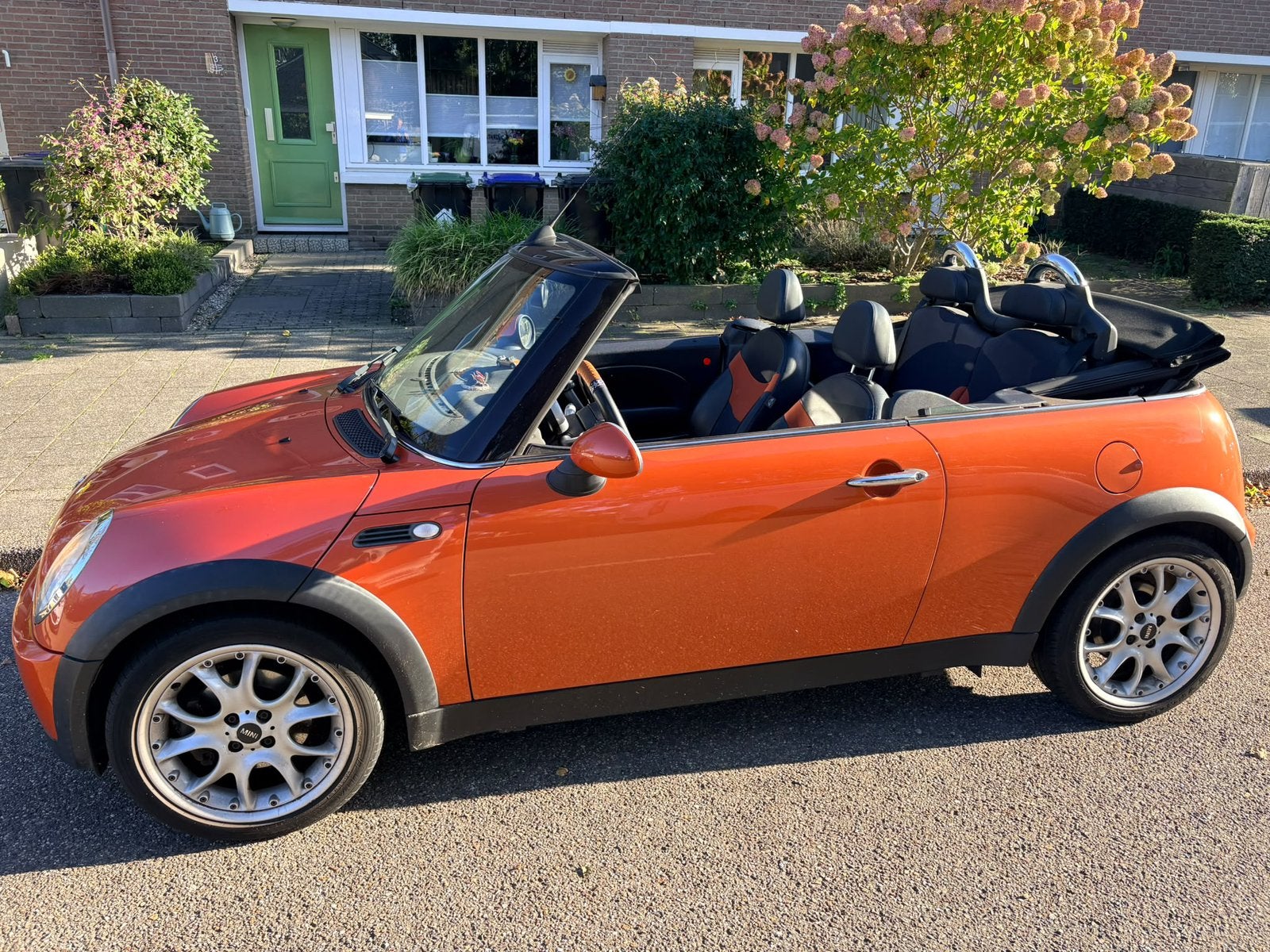 Mini 1.6 16V Cooper Cabrio 2004, Voorwielaandrijving, Cabriolet, 4 stoelen, 14 km/l