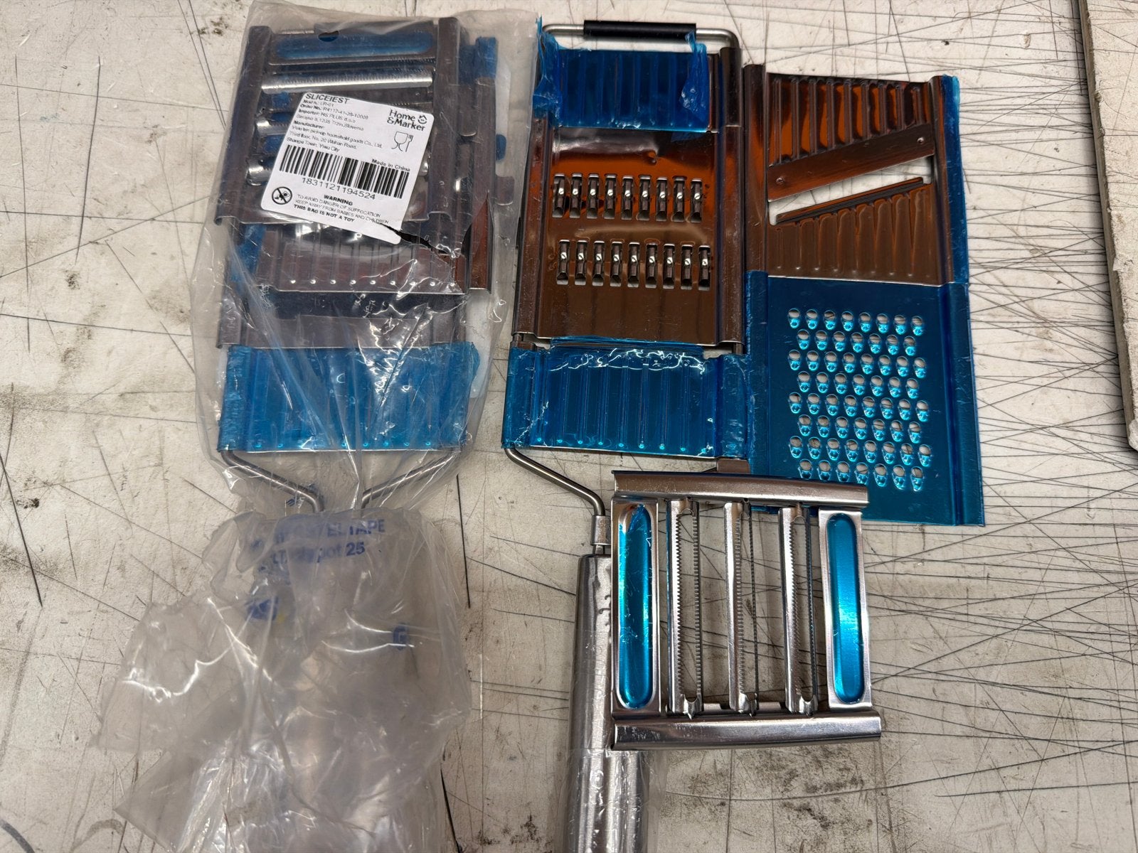 2x Mandoline Snijmachine RVS - Keukenrasp - Groentesnijder, Ophalen of Verzenden, Metaal, Nvt, Snijmachine