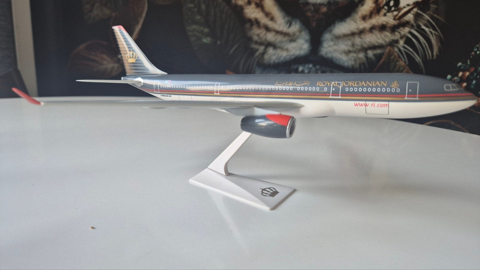 Airbus A330-200 "Royal Jordanian Airlines" 1:250, Ophalen of Verzenden, Schaalmodel