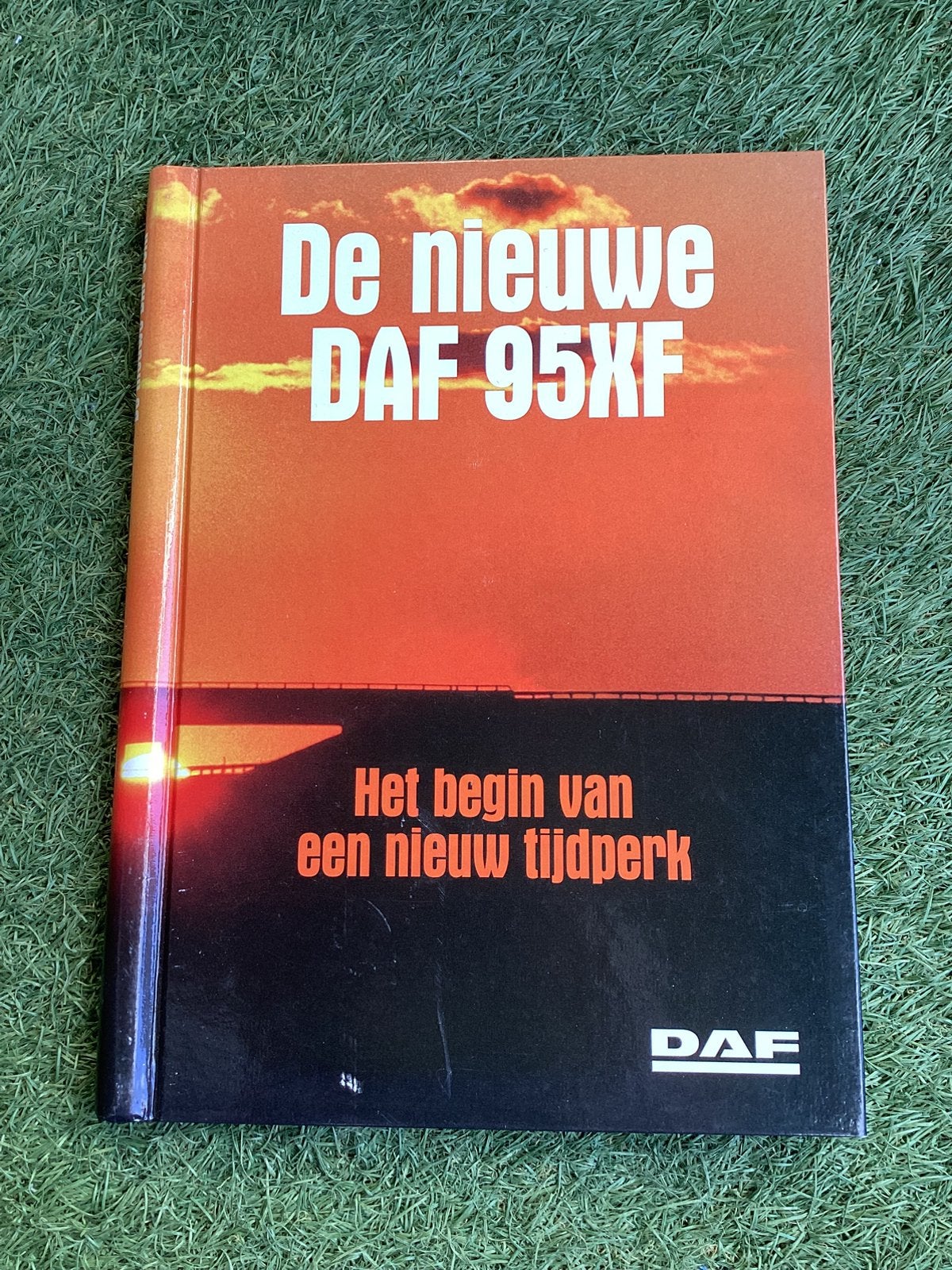 Boek over DAF 95XF., Boeken, Ophalen of Verzenden, Zo goed als nieuw, Overige merken