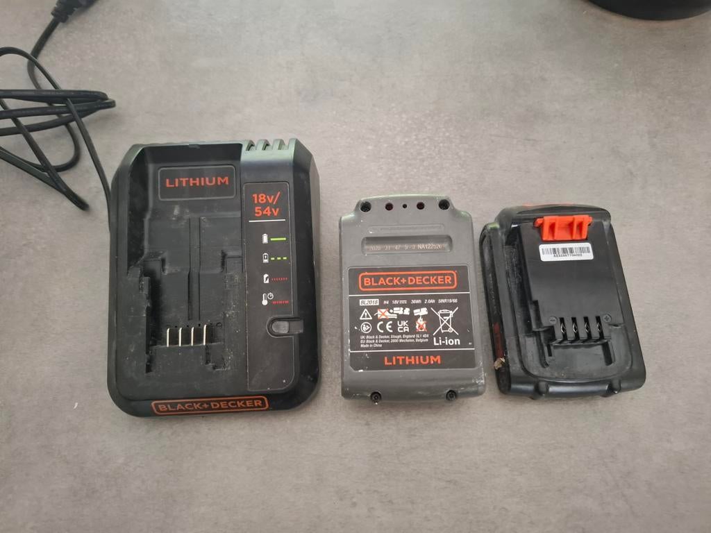 Black en Decker Acculader met 2 Accu's (18V/54V), Ophalen, Gebruikt, Overige typen