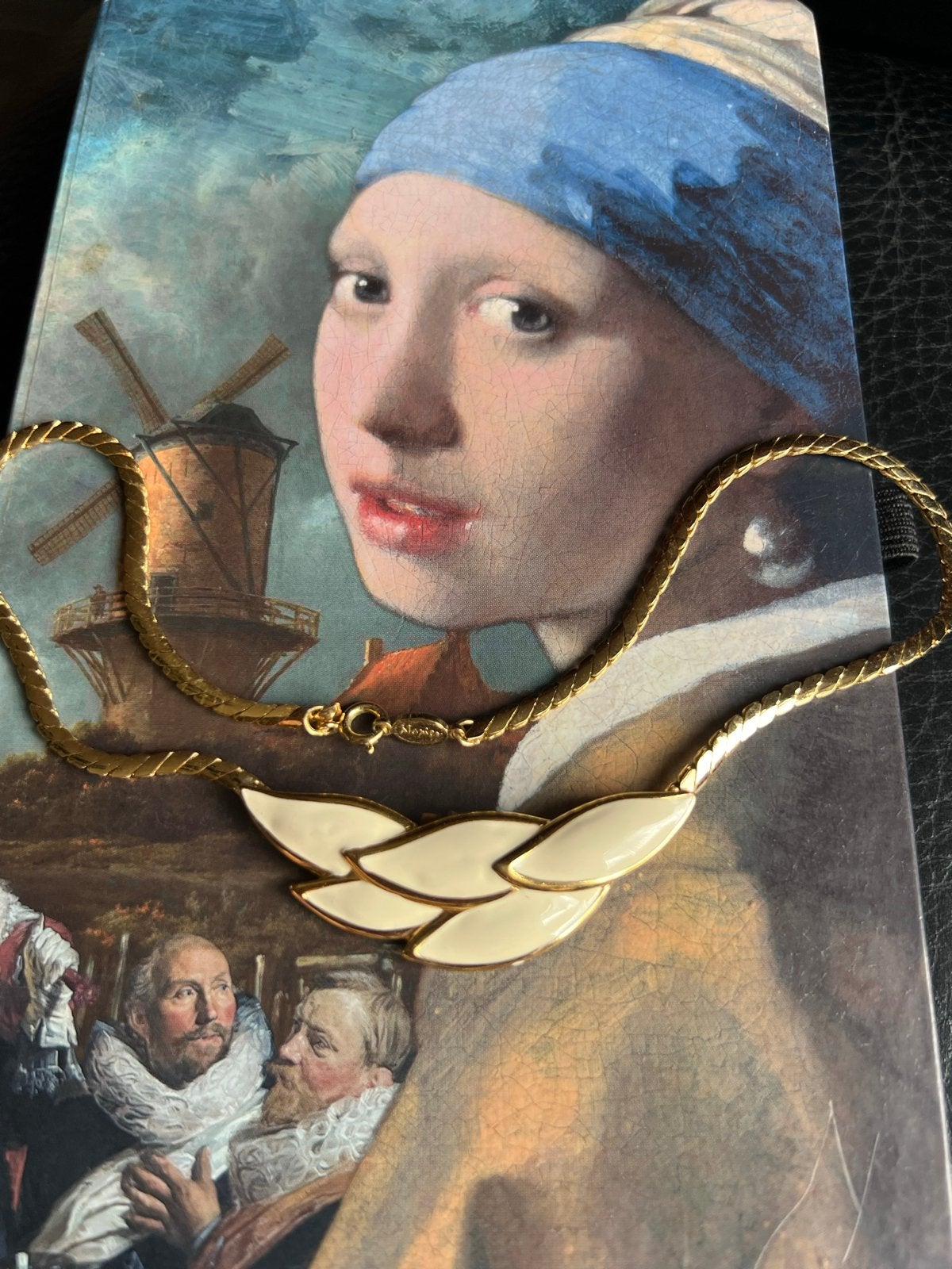 Vintage Napier ketting met crèmekleurige bladvormige hanger, Sieraden, Tassen en Uiterlijk, Ophalen of Verzenden, Zo goed als nieuw