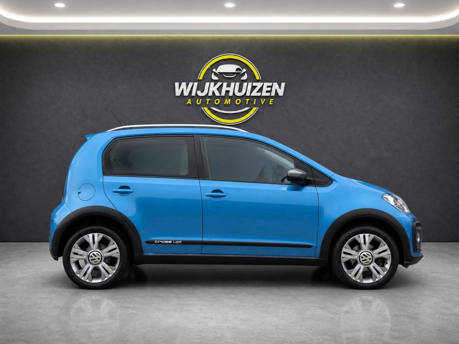 Volkswagen Up! 1.0 TSI BMT cross up! met Leder ! 16 Inch ! S, Auto's, Volkswagen, Voorwielaandrijving, Dealer onderhouden, Gebruikt