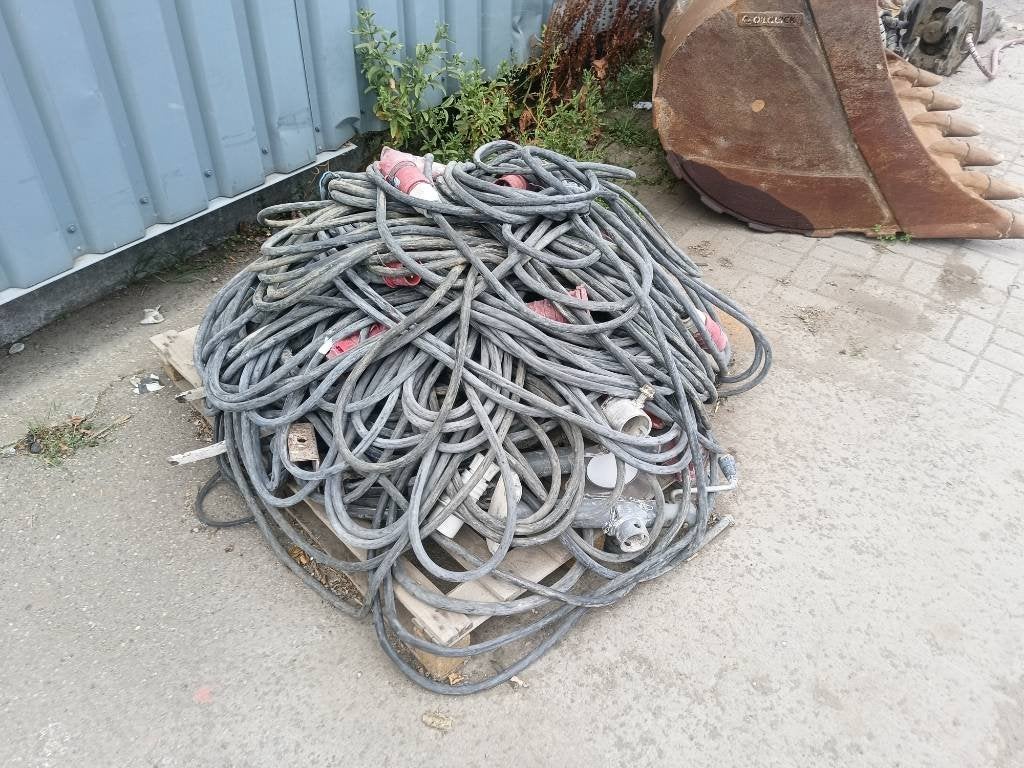 3 fase kabels 300-400 m cables 400V kabel 400 V, Gebruikt