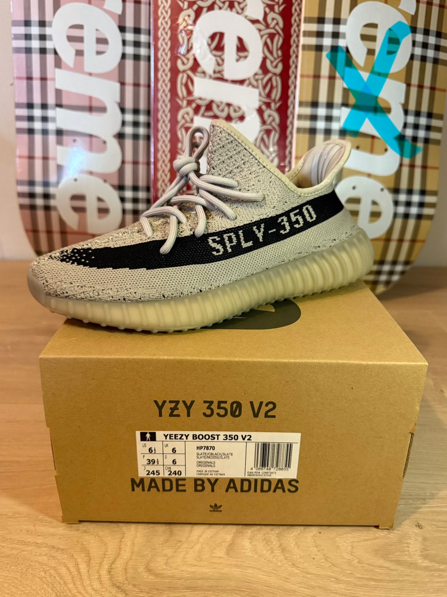 Adidas Yeezy Boost 350 V2 “Slate”, Kleding | Heren, Schoenen, Ophalen of Verzenden, Nieuw, Overige kleuren, Sneakers of Gympen
