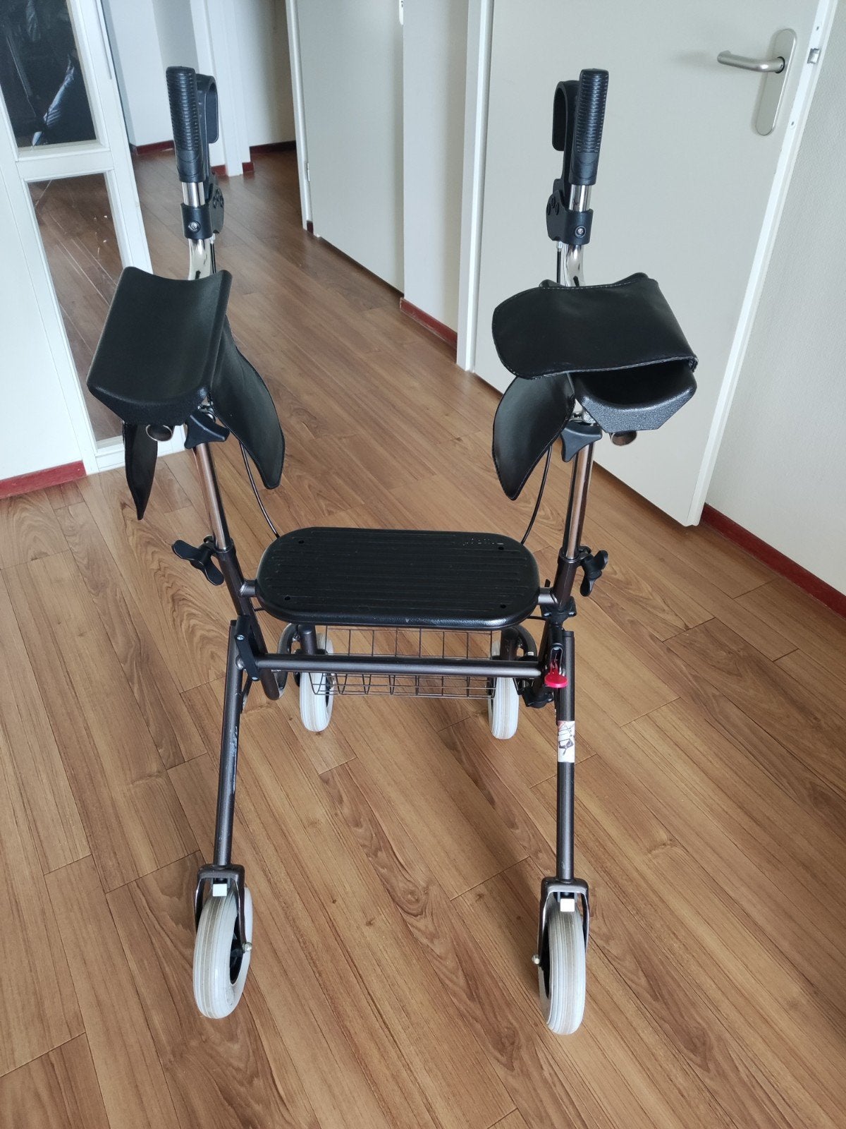 Rollator met armsteunen, Diversen, Ophalen of Verzenden, Opvouwbaar, Gebruikt