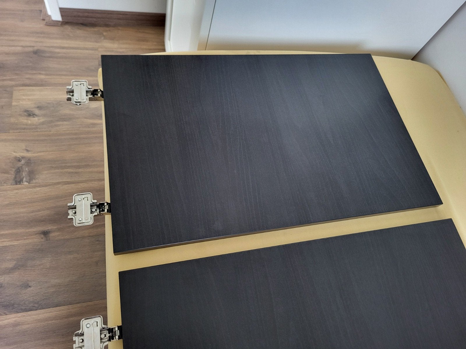 2x Lappviken deur/ladefront, zwartbruin  60x38 cm. Besta., Huis en Inrichting, Ophalen, Zo goed als nieuw