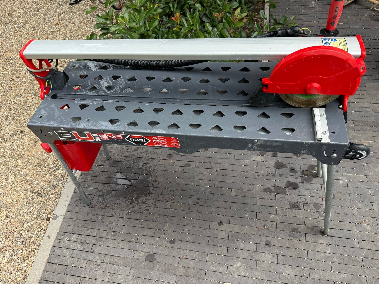 Rubi 200 Evo 850 Tegelzaagmachine, Doe-het-zelf en Verbouw, Ophalen, Gebruikt
