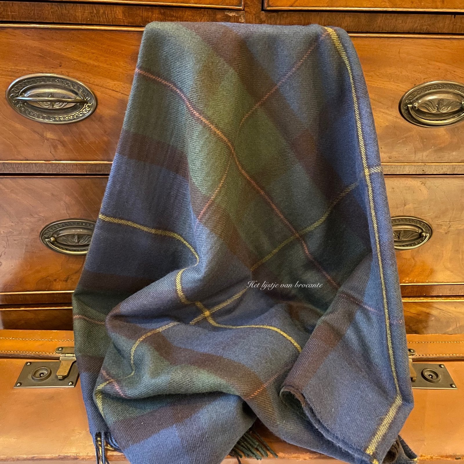 Schots lamswollen plaid Lochcarron Antique MacLeod, Westdijk 41 3241 GT Middelharnis, Info@lijstjevanbrocante.nl, Ophalen of Verzenden