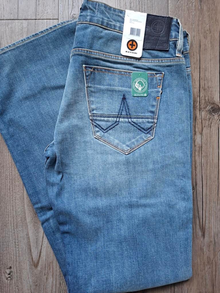 KUYICHI Wendy bootcut jeans W33 L34, Kleding | Dames, Spijkerbroeken en Jeans, Blauw, KUYICHI, Nieuw, Ophalen of Verzenden
