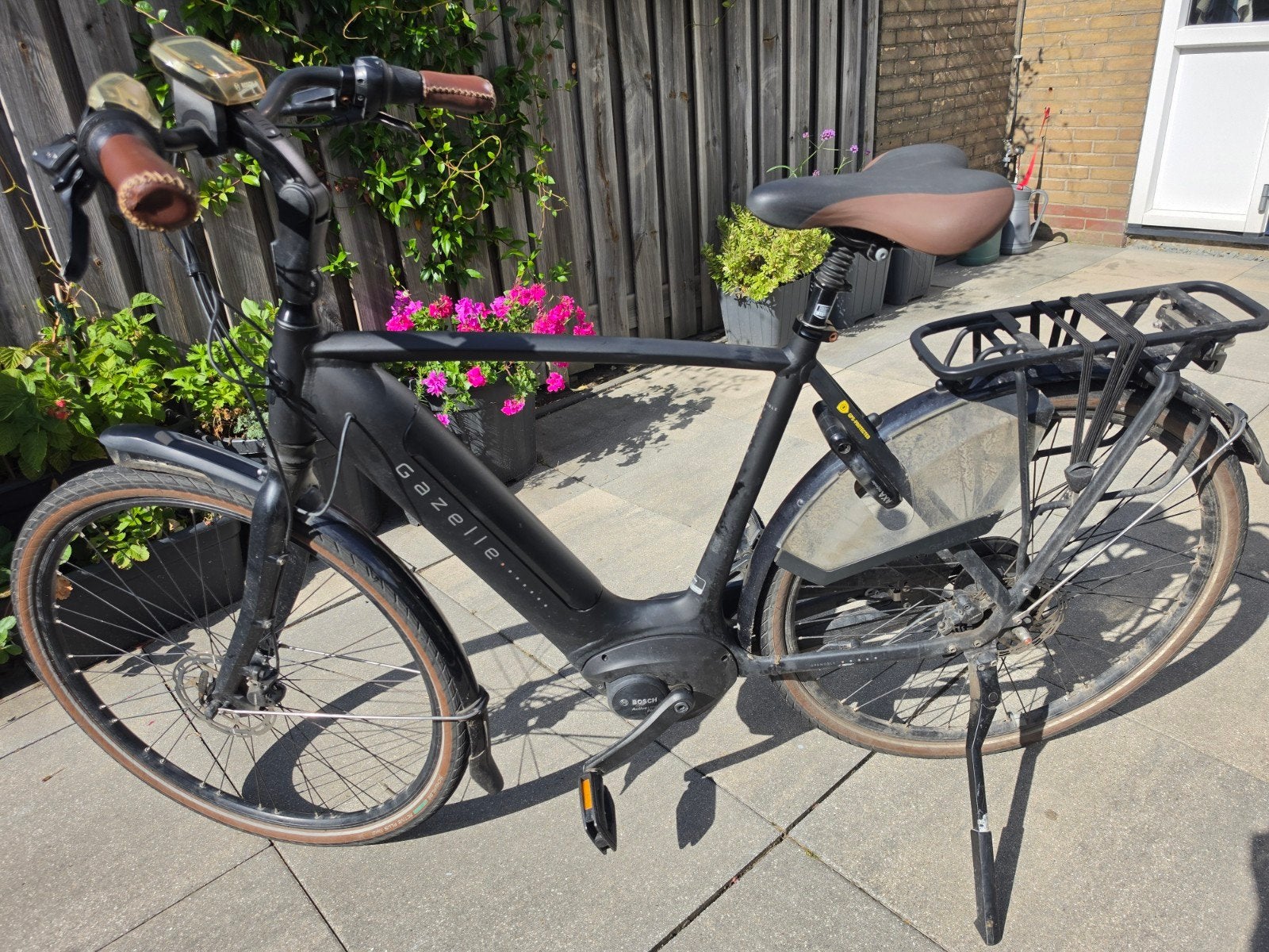 Gazelle Grenoble C8 HMB - 400Wh, Ophalen, Gebruikt, 51 tot 55 cm, 50 km per accu of meer