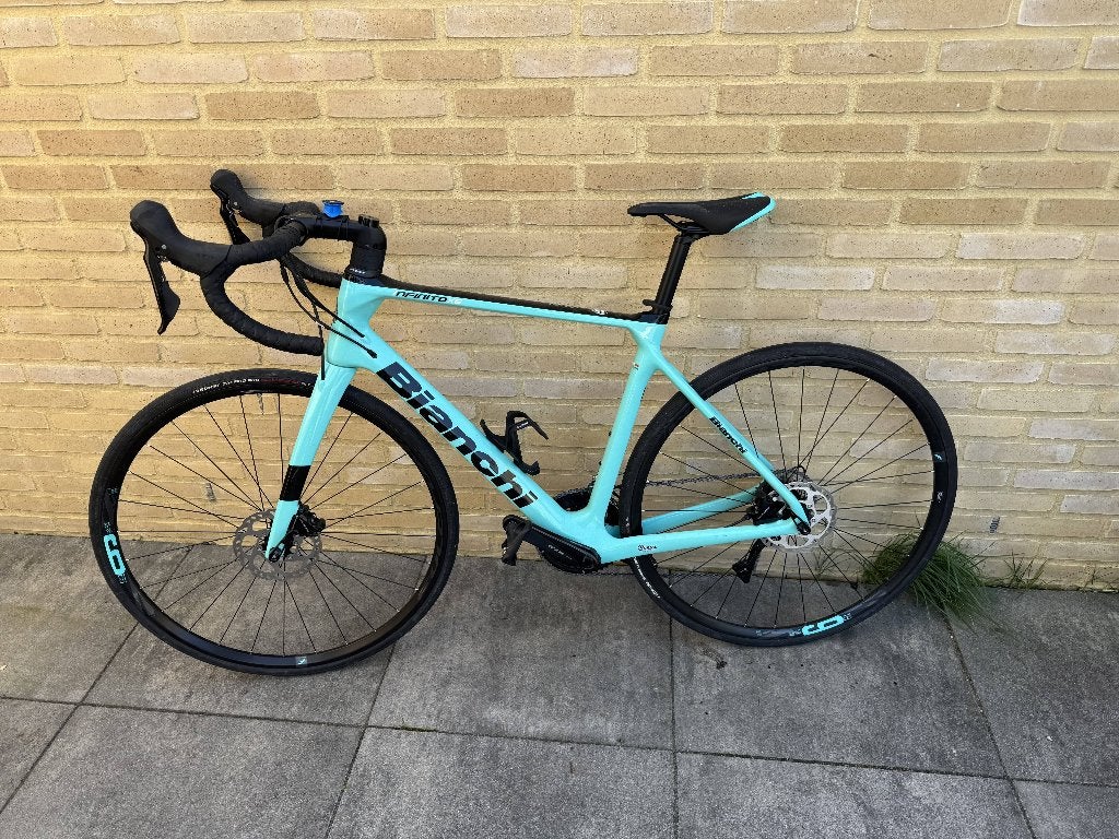 Bianchi Infinito XE carbon racefiets Shimano 105 maat 55, 28 inch, Carbon, Heren, Zo goed als nieuw