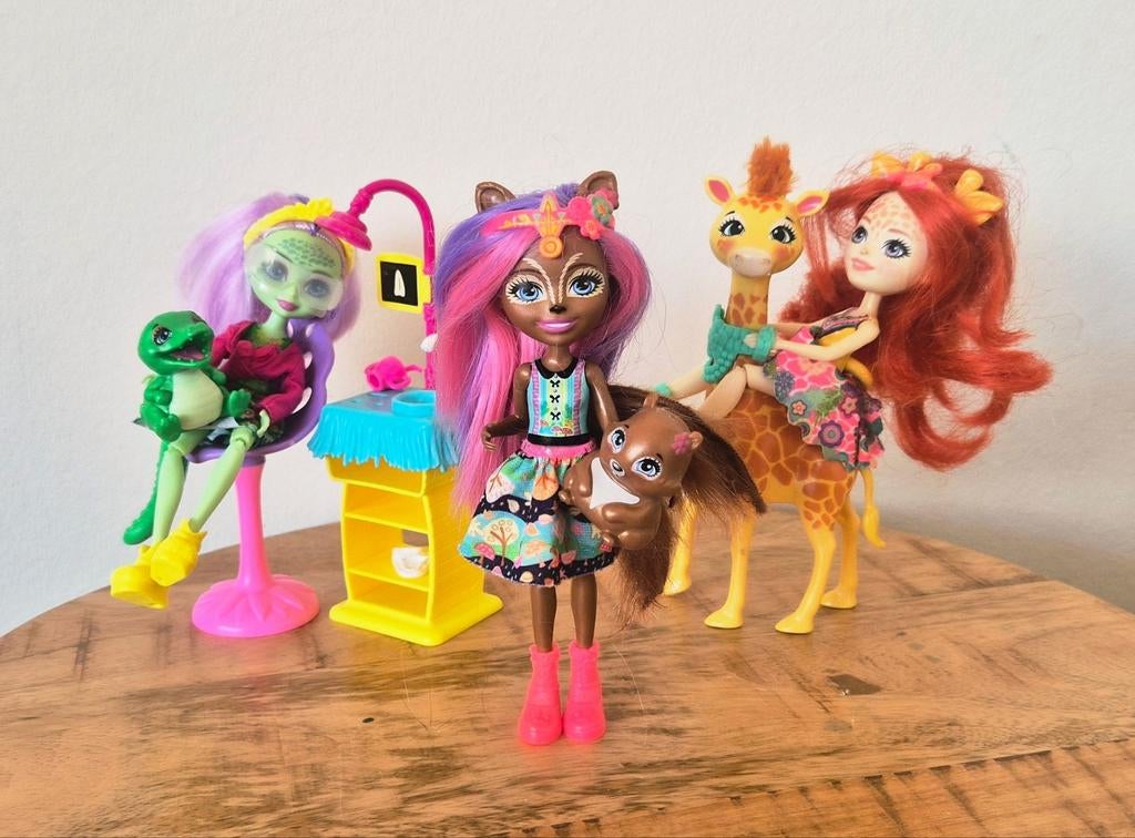 Enchantimals poppen met hun dieren ZGAN!, Ophalen of Verzenden, Zo goed als nieuw, Overige typen
