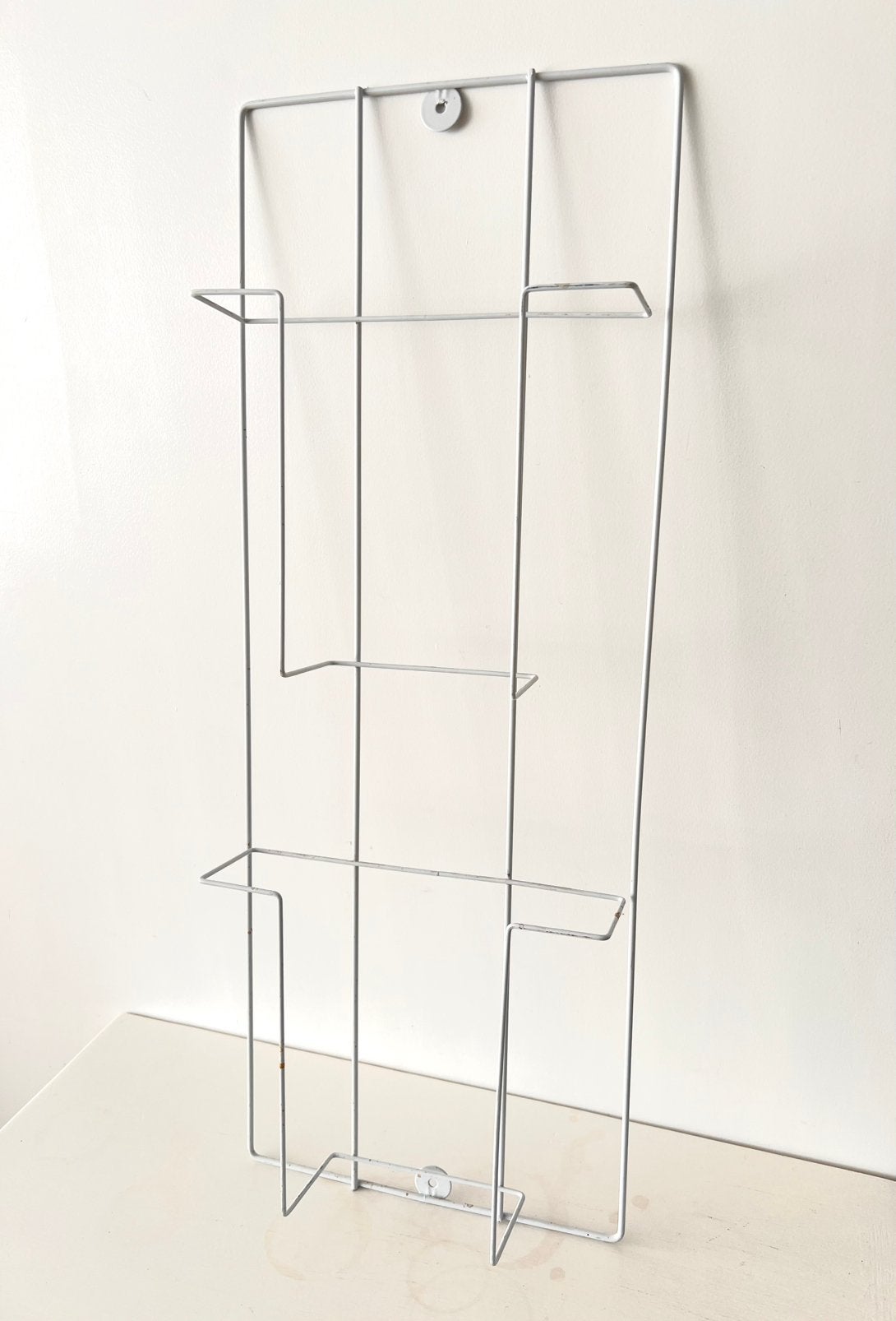 Tijdschriftenrek wit 66x25, Metaal, Ophalen of Verzenden, Tijdschriftenrek, Wandmontage
