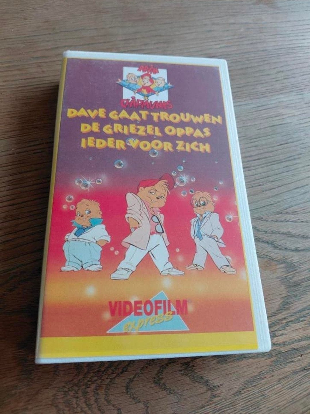 Alvin Chipmunks videoband Dave gaat trouwen enz.1993, Ophalen of Verzenden, Gebruikt, Tekenfilm, VHS