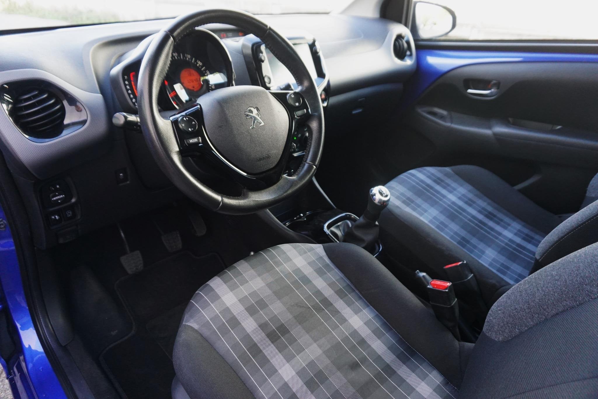 Peugeot 108 1.0 e-VTi Allure/CARPLAY/LM VELGEN/LED/AIRCO!, Voorwielaandrijving, Stof, Gebruikt, Start-stop-systeem