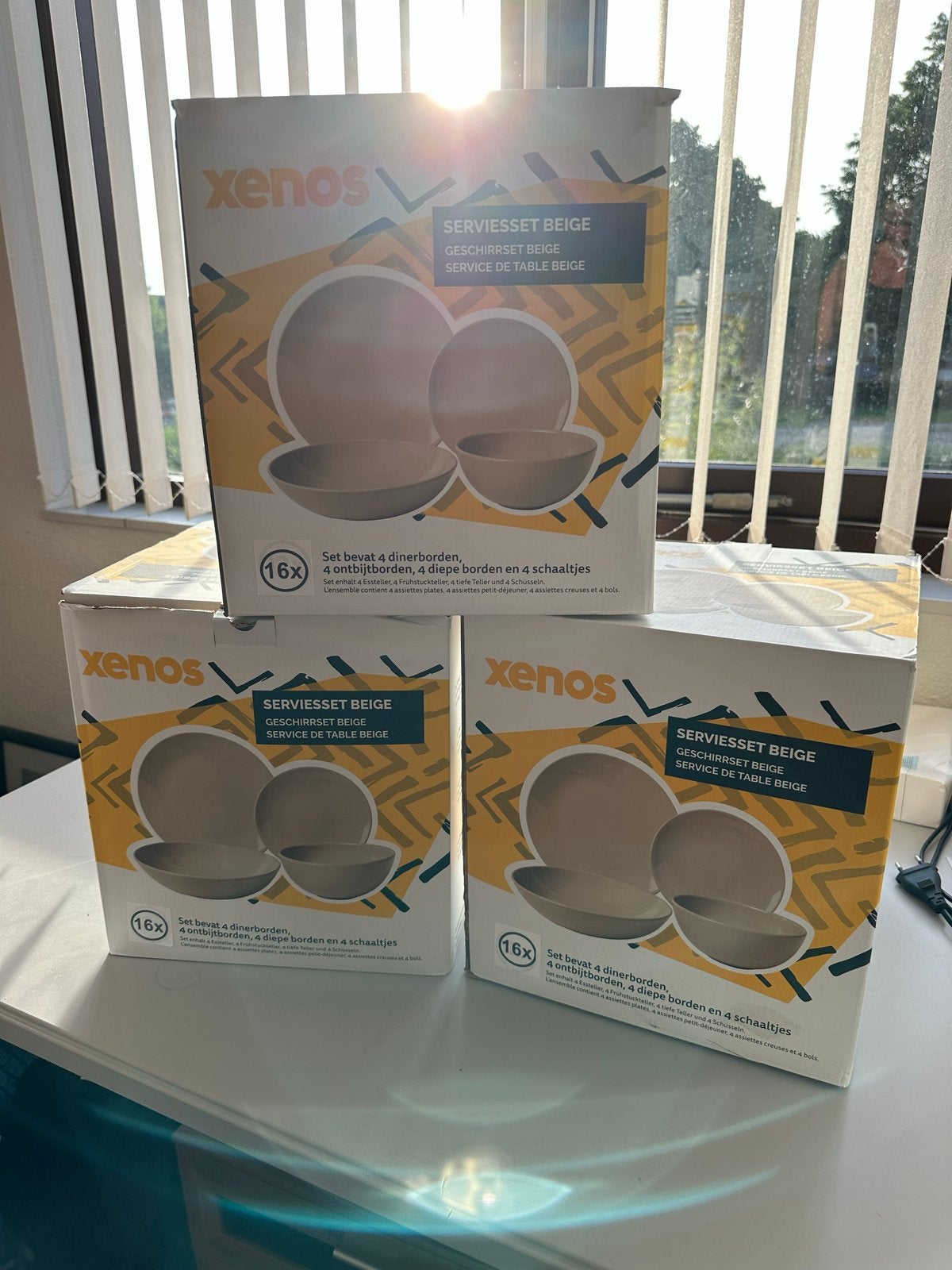 3x Nieuw Xenos Servies Beige - 16-delig, Ophalen, Keramiek, Nieuw, Effen