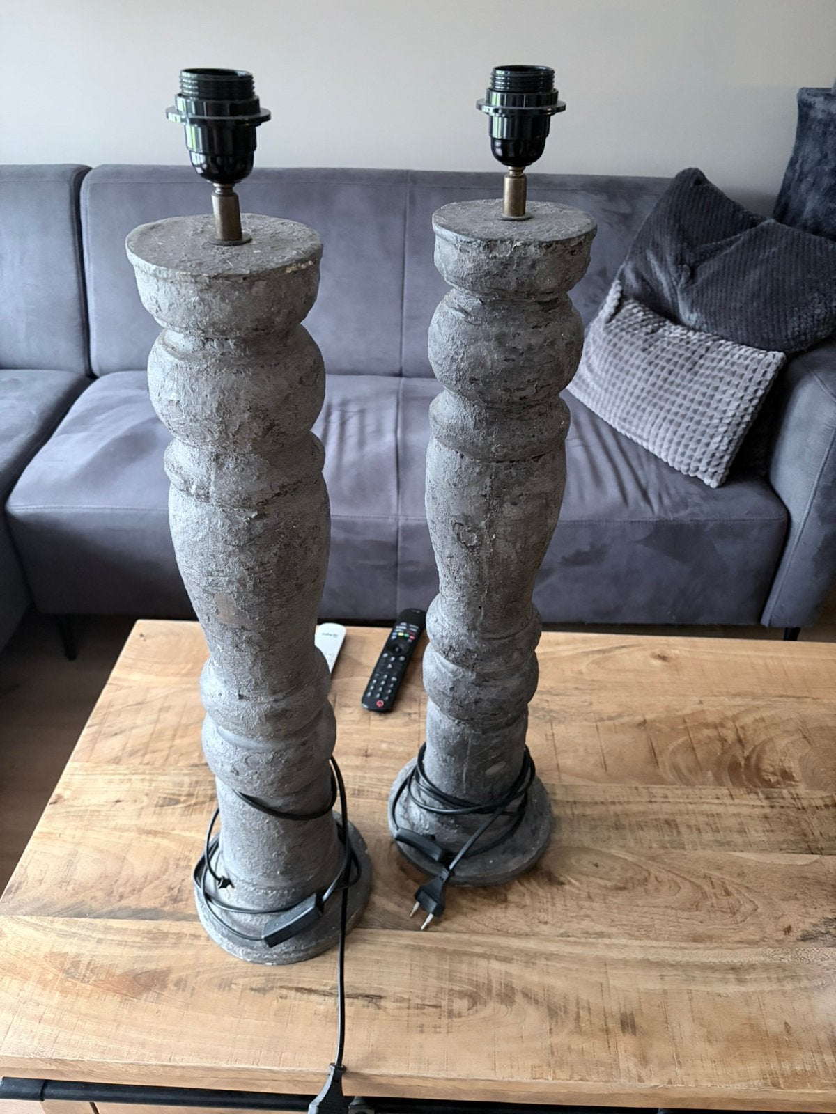 2 Mooie robuuste lampenvoeten te koop!, Huis en Inrichting, Lampen | Tafellampen, Ophalen, Zo goed als nieuw, Vintage