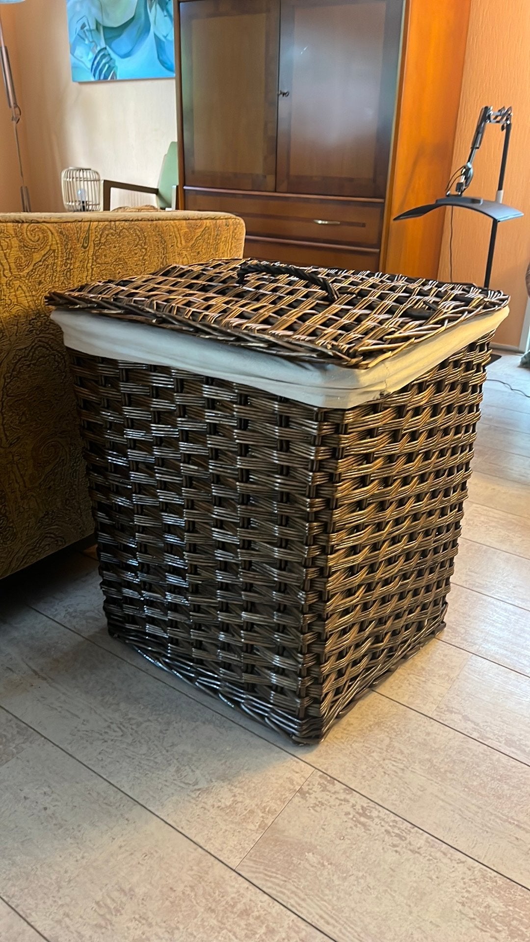 Wicker woven hamper large big wasmand, Ophalen, Zo goed als nieuw, Rond, Riet