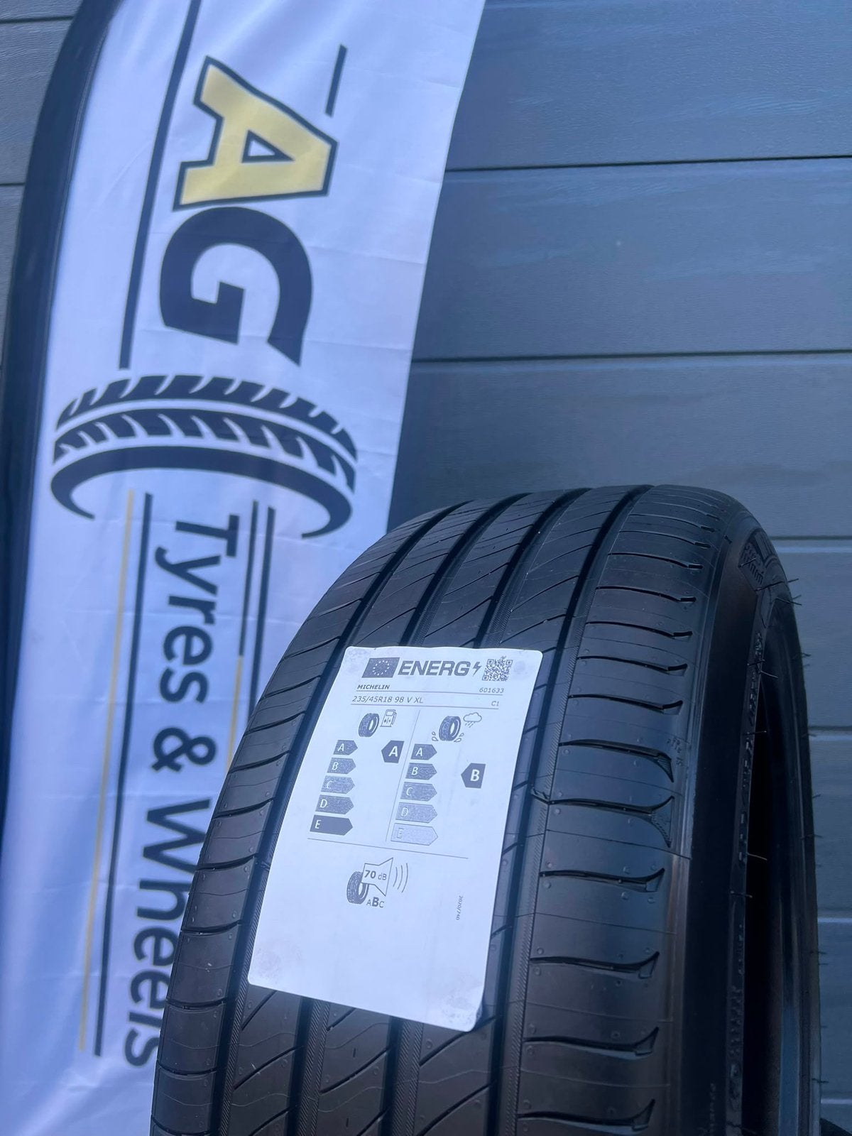4x 235 45 18 98V XL Michelin E Primacy T2 Tesla 235 45 18, 18 inch, Nieuw, Ophalen of Verzenden, 235 mm