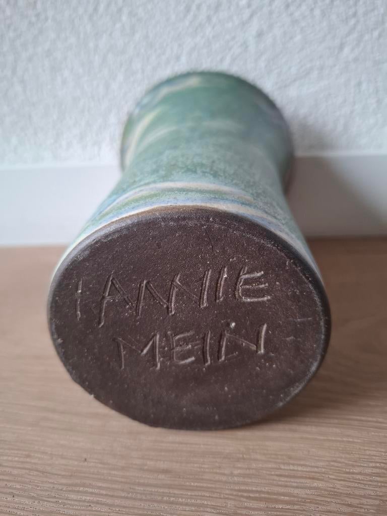 Hannie Mein keramiek vaas ca. 19 cm, Antiek en Kunst, Antiek | Keramiek en Aardewerk, Ophalen of Verzenden