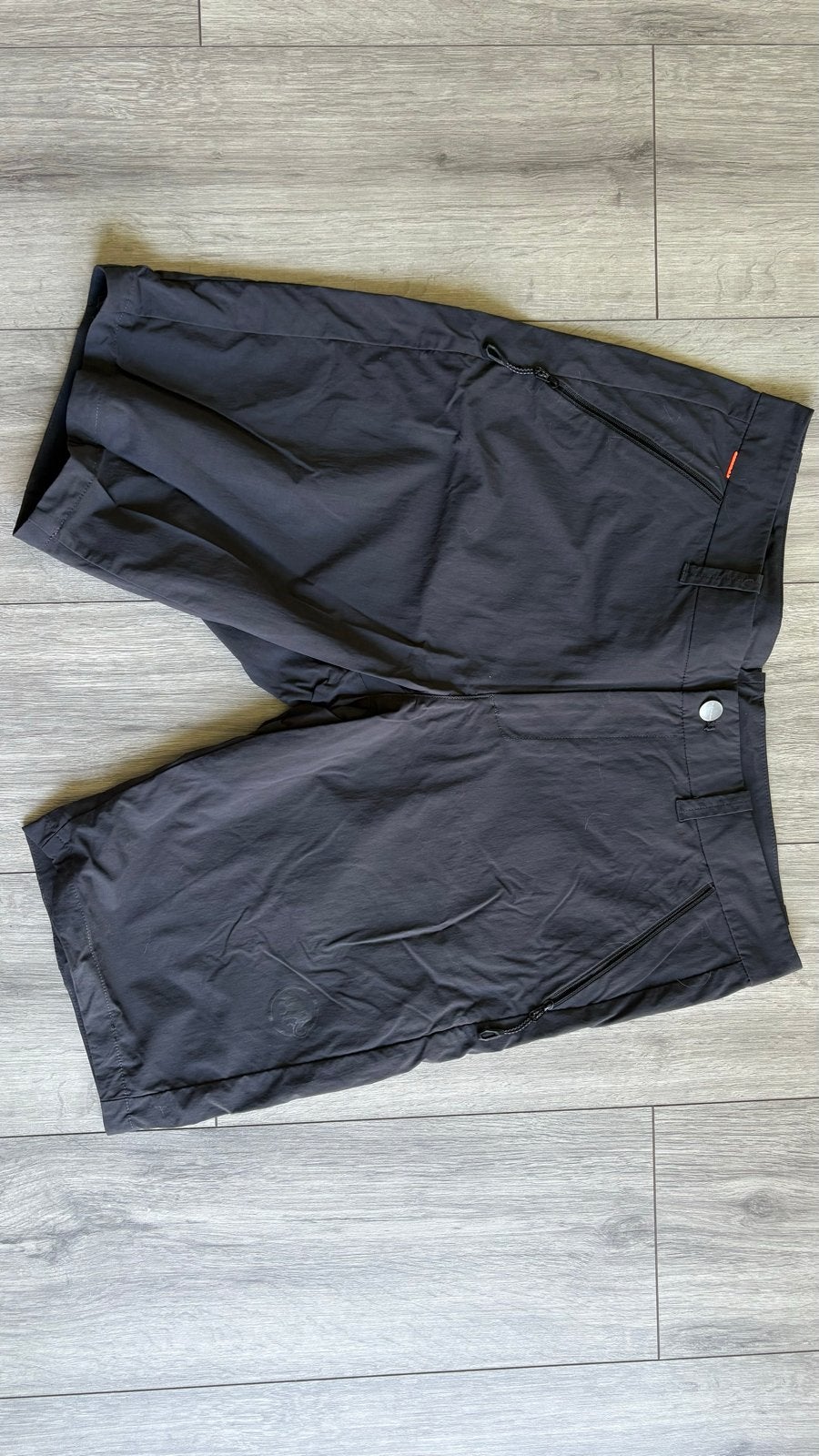 Mammut outdoor shorts heren - Maat L (32) antraciet, Kleding | Heren, Maat 52/54 (L), Zwart, Wandelen of Outdoor, Ophalen of Verzenden