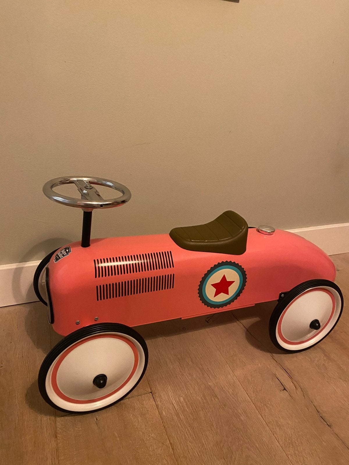 Roze Retro Roller Loopauto - leuk als kraamcadeau!, Ophalen, Zo goed als nieuw, Loopvoertuig