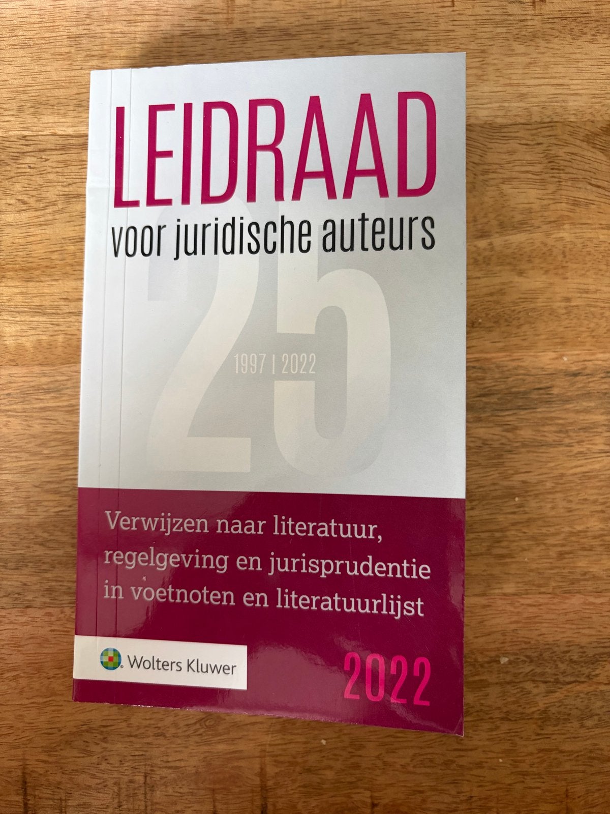 Leidraad voor juridische auteurs 2022 - Wolters Kluwer, Boeken, Studieboeken en Cursussen, Ophalen of Verzenden, Gamma, Zo goed als nieuw