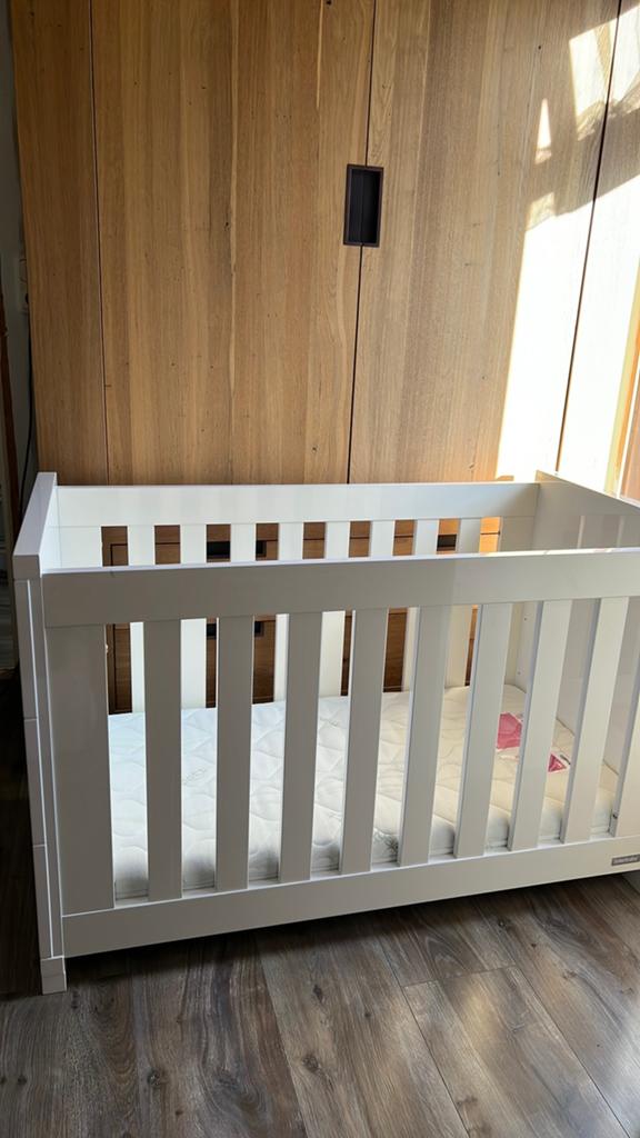 Interbaby ledikant hoohglans z.g.a.n, Ophalen of Verzenden, Zo goed als nieuw, Jongetje of Meisje