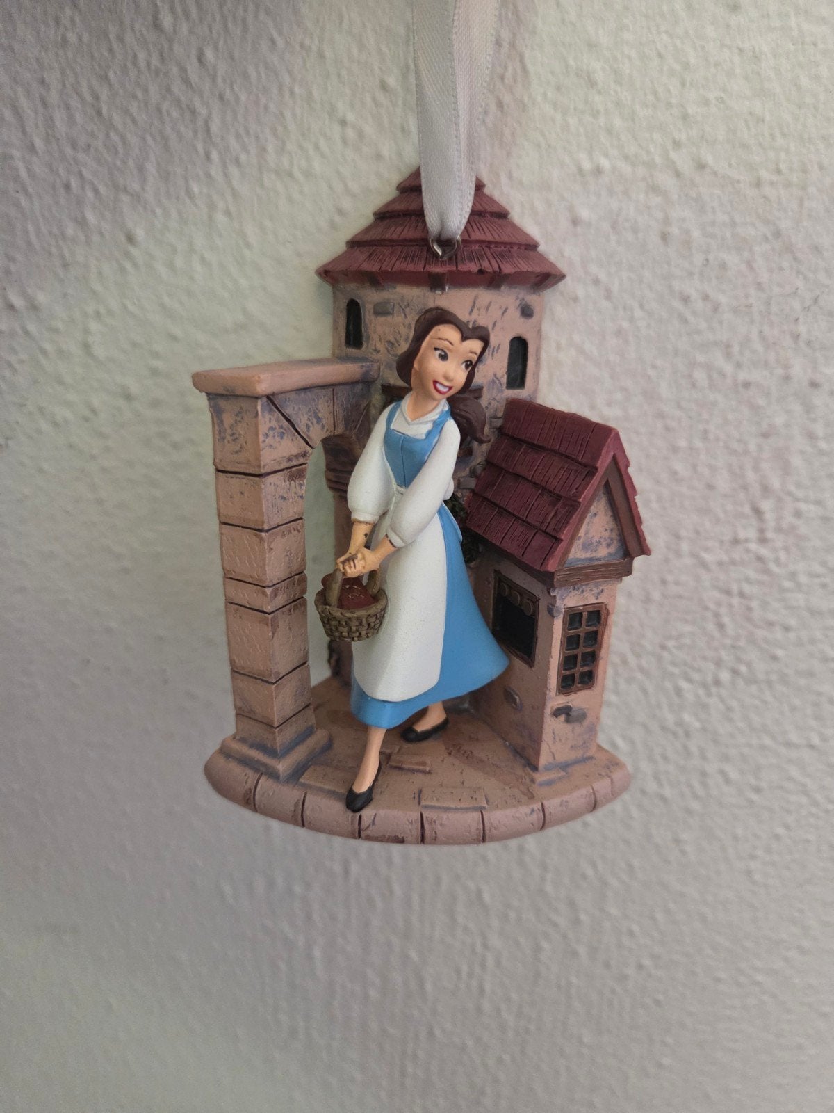 disney ornament belle en het beest, Ophalen of Verzenden, Assepoester of Belle, Zo goed als nieuw, Beeldje of Figuurtje