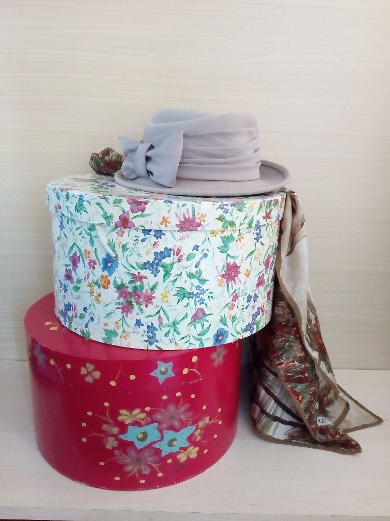 Vintage hoedendozen met Bloemenprint.Pr.p/st.vanaf, Ophalen of Verzenden