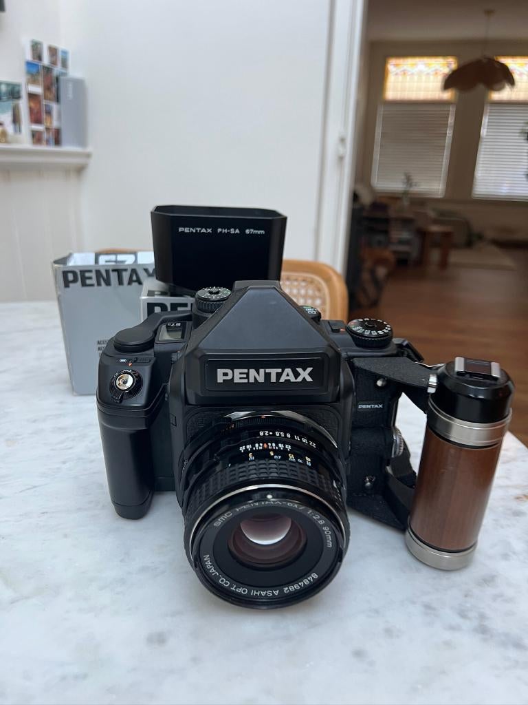 ZGAN Pentax 67II + 90mm 2.8 SMC , TTL Prisma + Grip + strap, Ophalen, Zo goed als nieuw, Spiegelreflex, Pentax