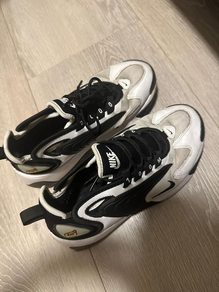 Nike Zoom 2K sneakers - Maat 36,5, Ophalen of Verzenden, Gedragen, Zwart, Sneakers of Gympen