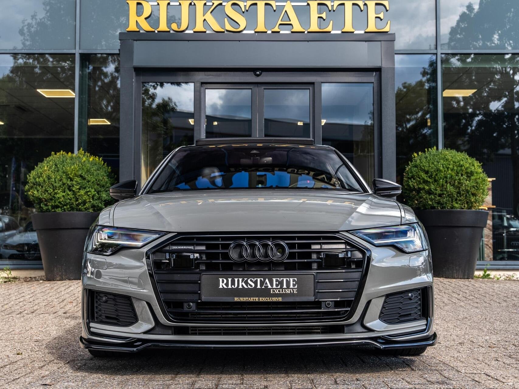 Audi A6 Limousine 55 TFSIe Quattro Competition|PANO|B&O|21', Automaat, Gebruikt, 4 cilinders, Automatische klimaatregeling