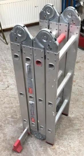 Altrex Vario Easy ladder, 4x3 sporten, Ophalen, Zo goed als nieuw, Ladder, Opvouwbaar of Inschuifbaar